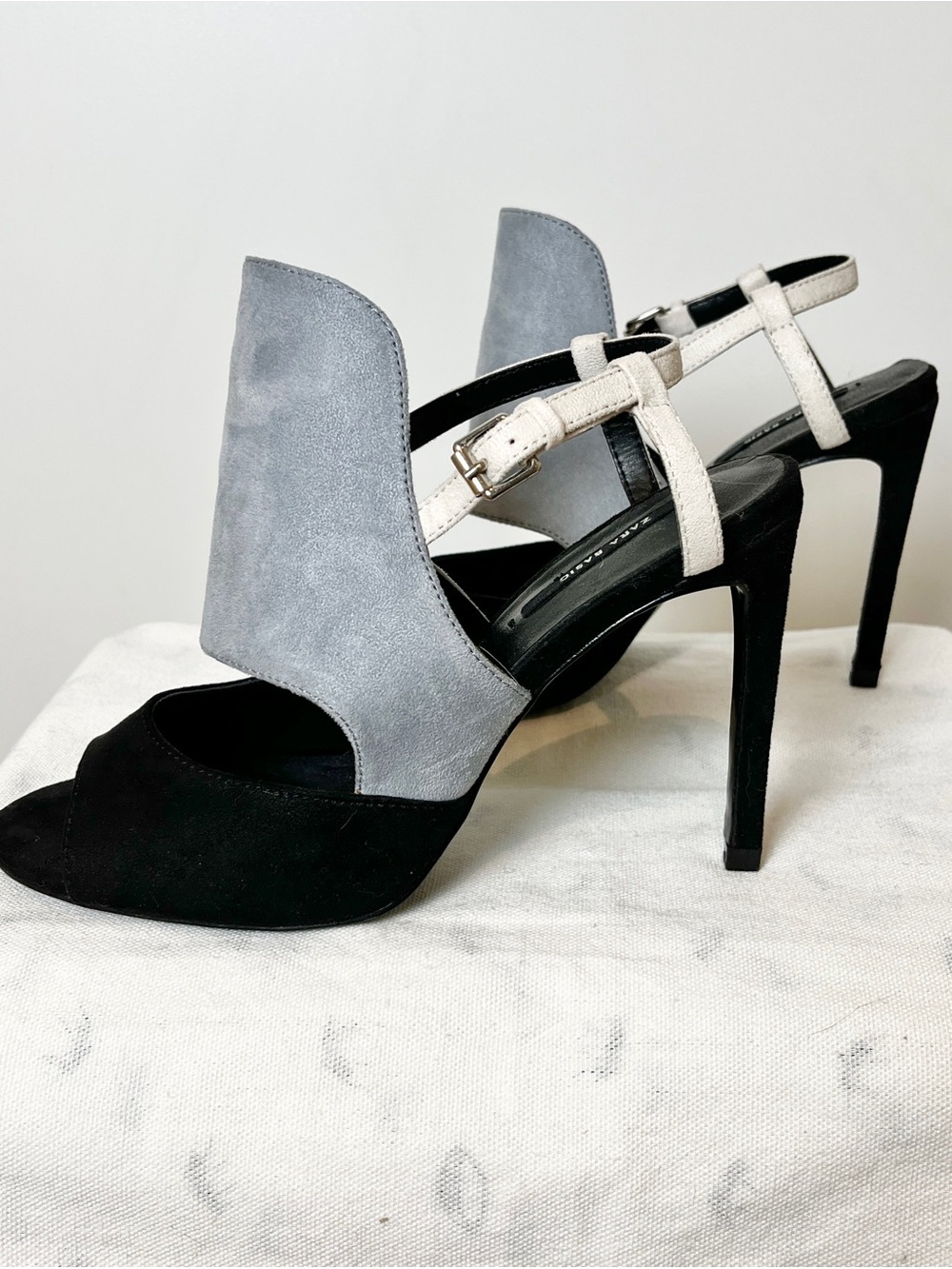 Zara Colorblock Suede Peep-Toe Slingback Stiletto Heels Black/Gray – EU 39 - Picture 5 of 11